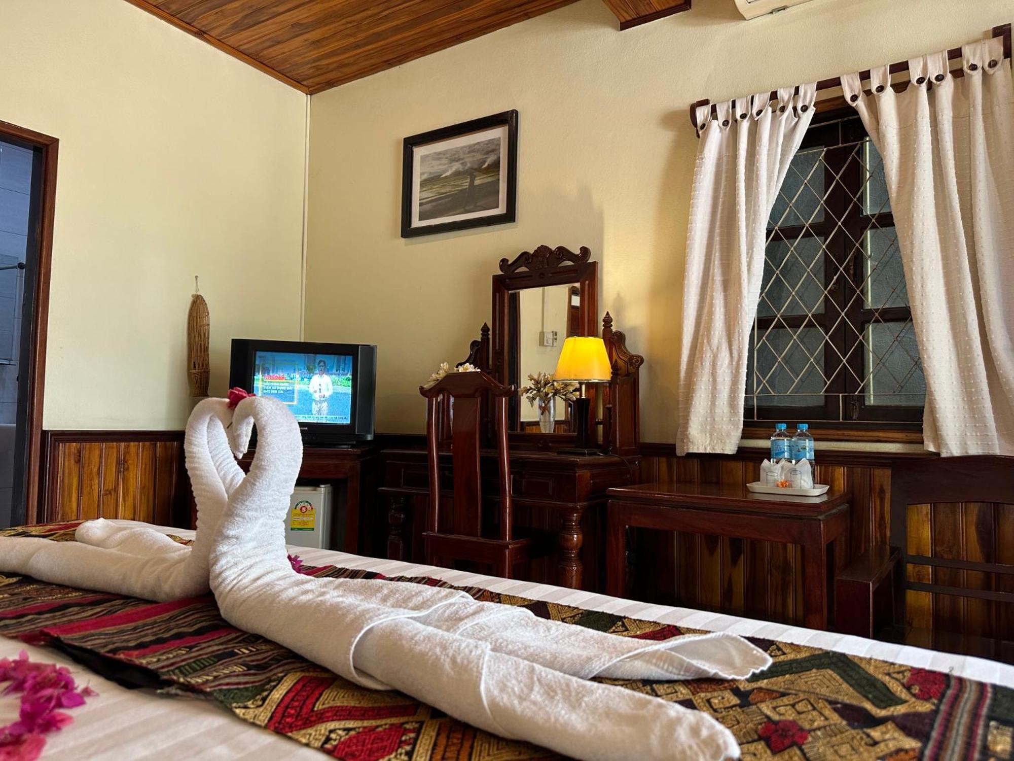 Villa Alounsavath Mekong Riverside Luang Prabang Exteriör bild