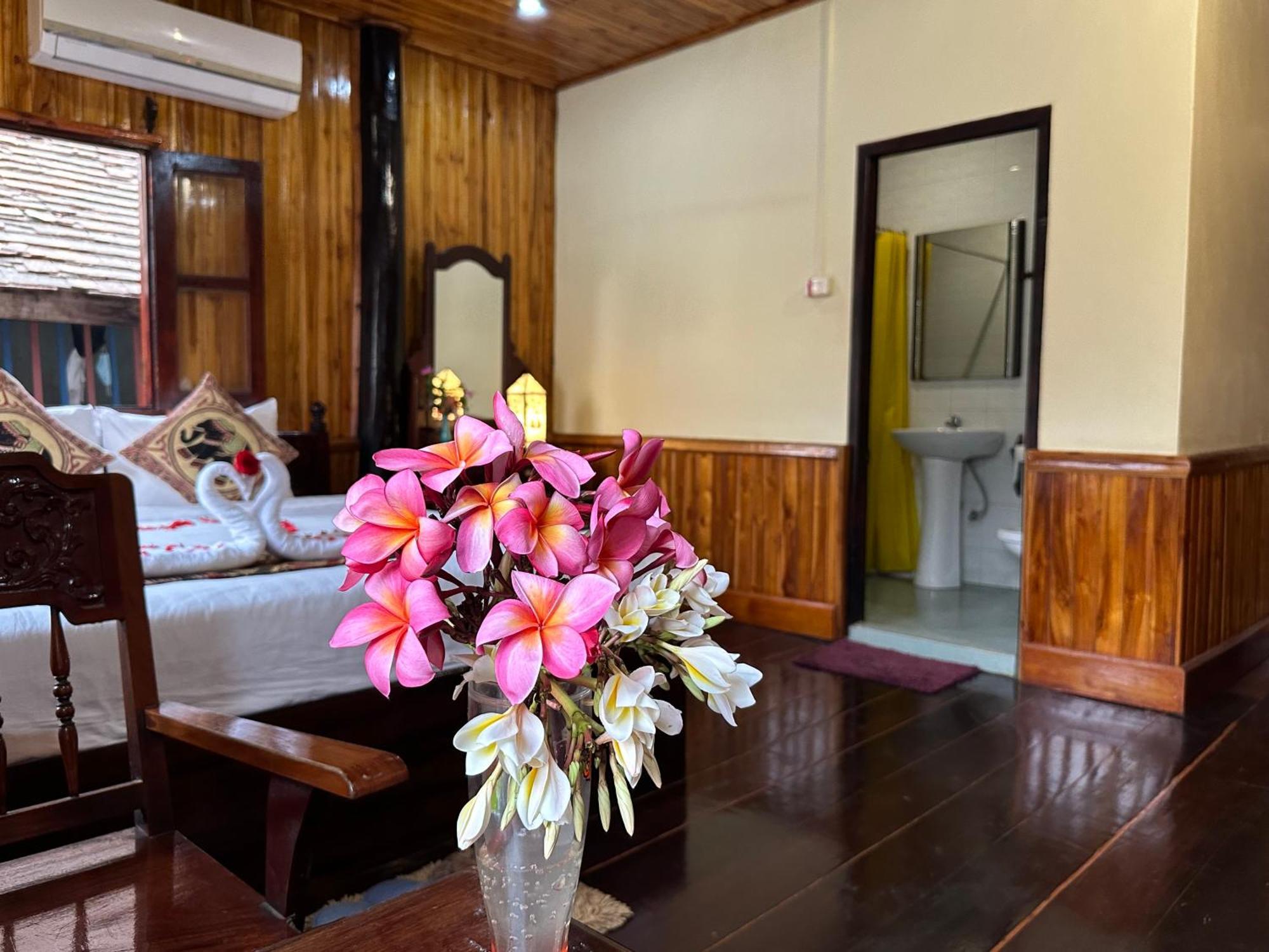 Villa Alounsavath Mekong Riverside Luang Prabang Exteriör bild