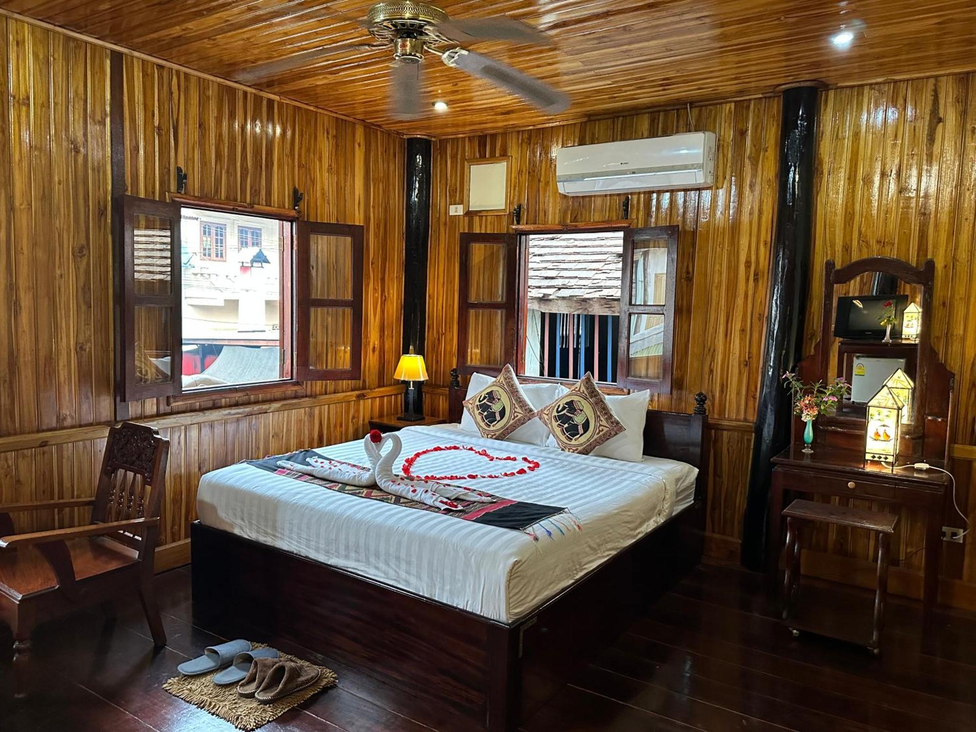 Villa Alounsavath Mekong Riverside Luang Prabang Exteriör bild
